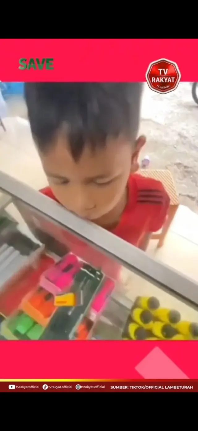 Kejadian Tega! Tukang Fotokopi Jual Potongan Penghapus Rp500 Ribu ke Anak SD dengan Iming-Iming Gasing  — News